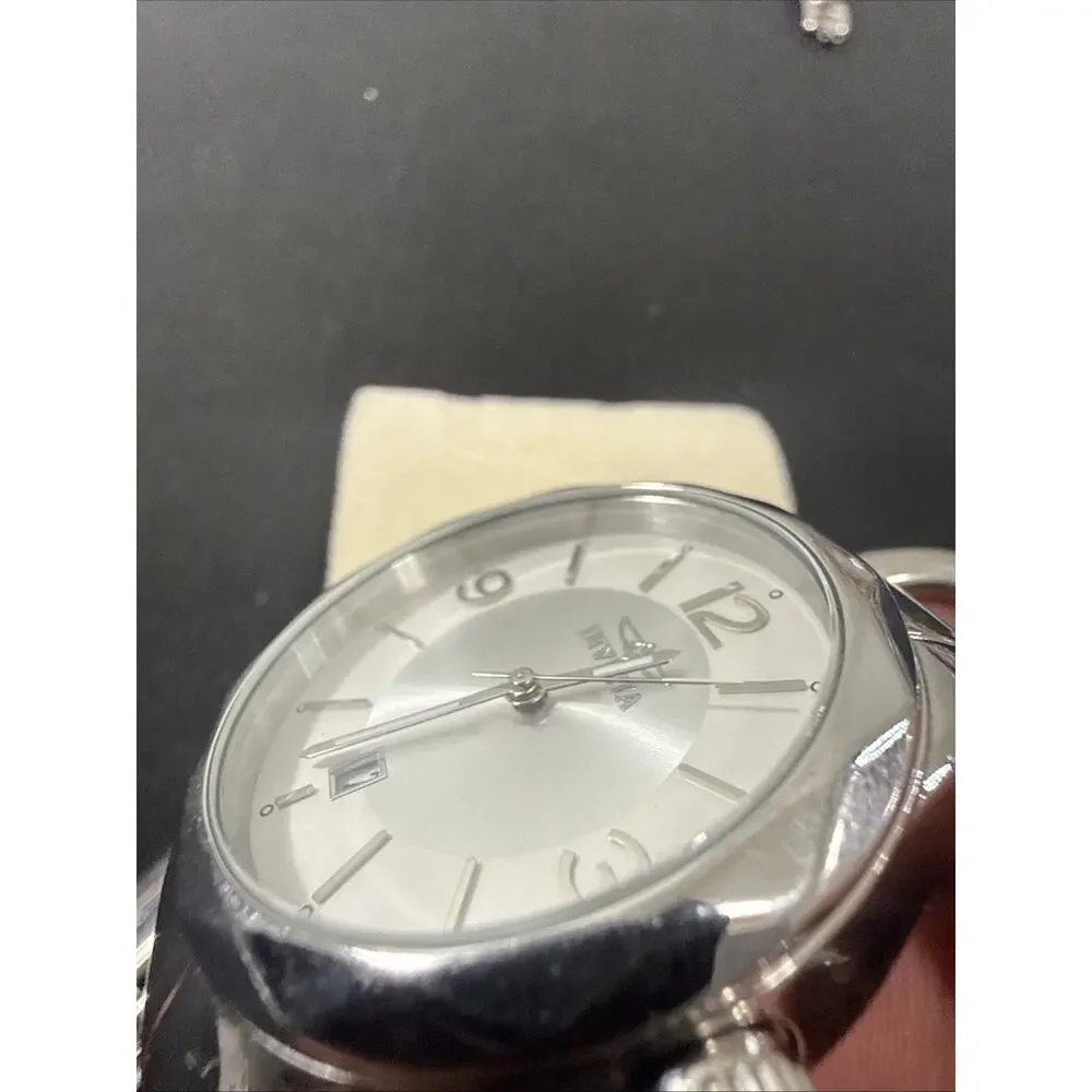 Invicta up auction